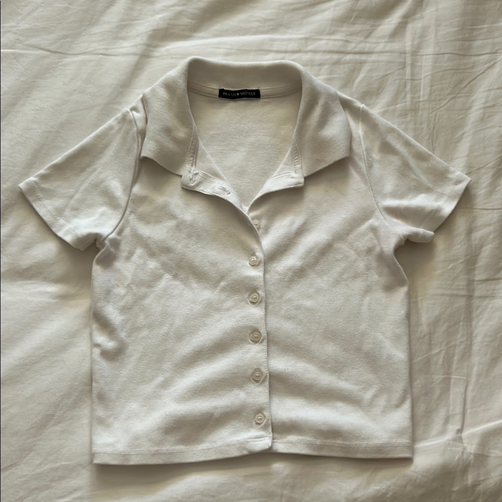 Brandy Melville White Button-Up Collared Top
